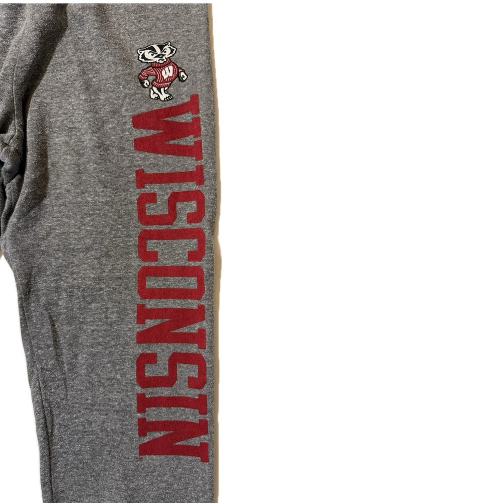 VINTAGE Wisconsin Badgers Gray Jogger Sweatpants with Red Logo - Picture 4 of 10